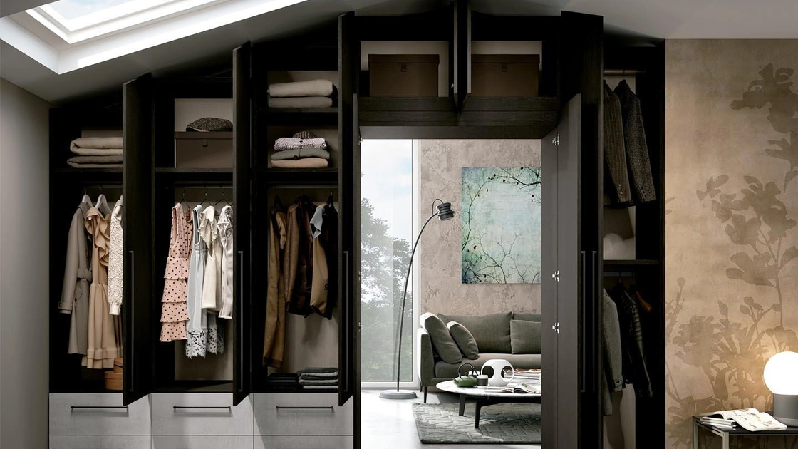 Armadio Mansardato bifacciale con portale composizione 08 di Ferrimobili