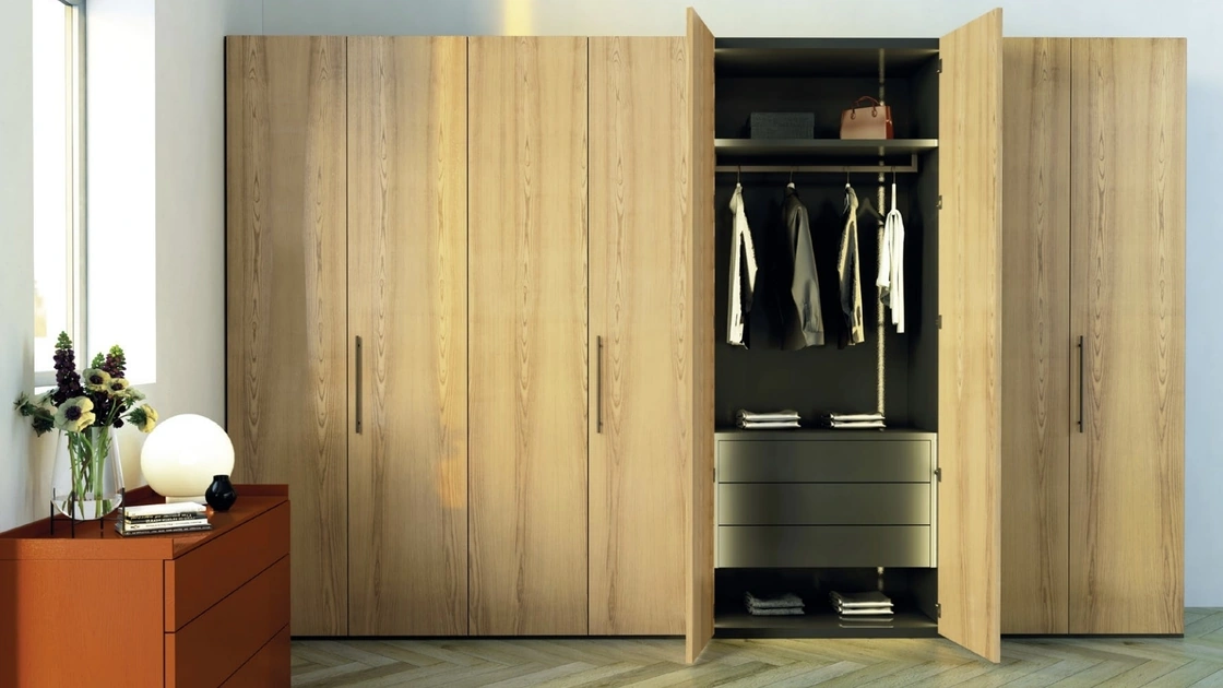 Armadio Nova Show in legno Corda di Imba Srl