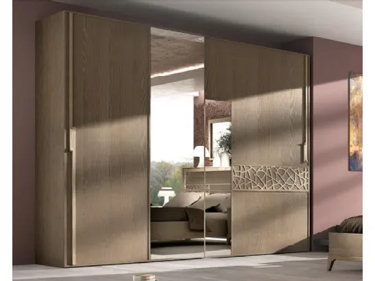 Armadio con ante scorrevoli Trend Style TR2431 in legno con traforo e specchio di Imba Srl