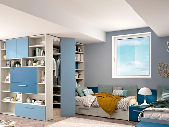 Cameretta 110 con due letti e cabina armadio di Ferrimobili