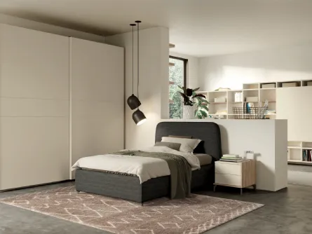 Cameretta componibile con letto imbottito, armadio ad ante scorrevoli e grande libreria a muro Momenti 11 di Febal