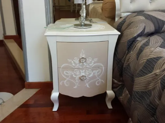 Comodino Selene di Patina Rosa