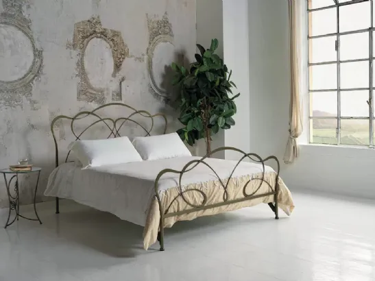Letto in ferro battuto con testiera Fantasy di Bontempi
