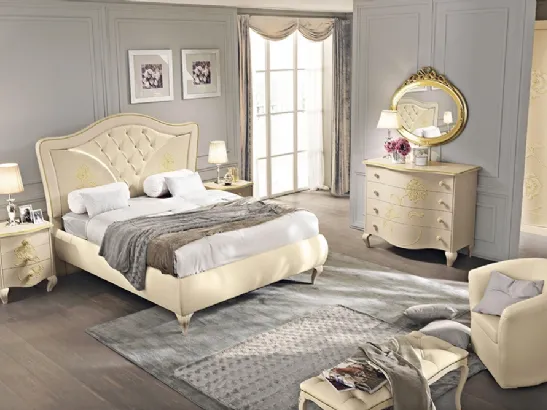 Letto matrimoniale Brigitte con inserto in pelle di Mobilificio AG