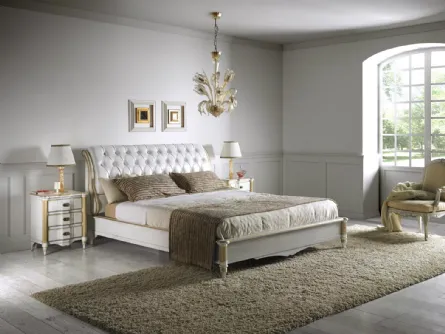 Letto classico in legno con testiera in pelle imbottita Notte 01 di  Busatto