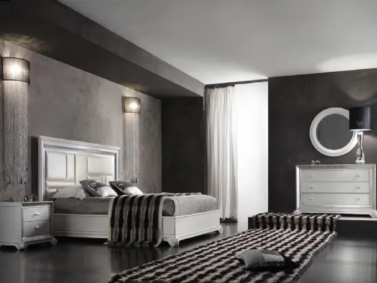 Letto in legno con testiera in pelle Night Collection 08 di Busatto