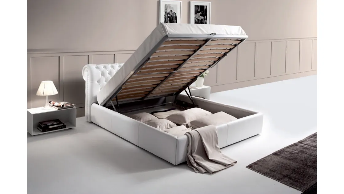 Letto dalle linee classiche Royal di Novaluna