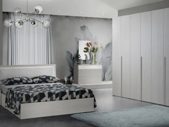 Letto con testiera in legno e pannello in ecopelle Victoria di Imba Srl