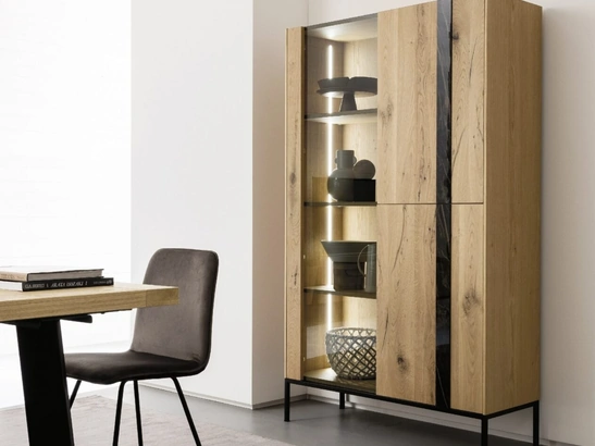 Madia Alta Elly Vetrina in legno e vetro di Alta Corte