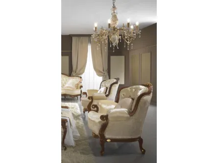 Poltrona classica in tessuto e legno decorato con foglia oro Regina Noce di Mobil Più