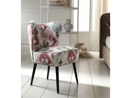 Poltroncina in tessuto floreale Susina di TreCi Salotti