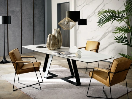 Sedia Ottavia rivestita in cuoio con struttura in ferro di Alta Corte