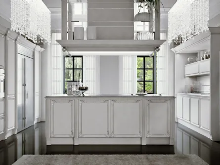 Cucina Design con isola in legno laccato bianco con decori in foglia argento Nuvola di Busatto